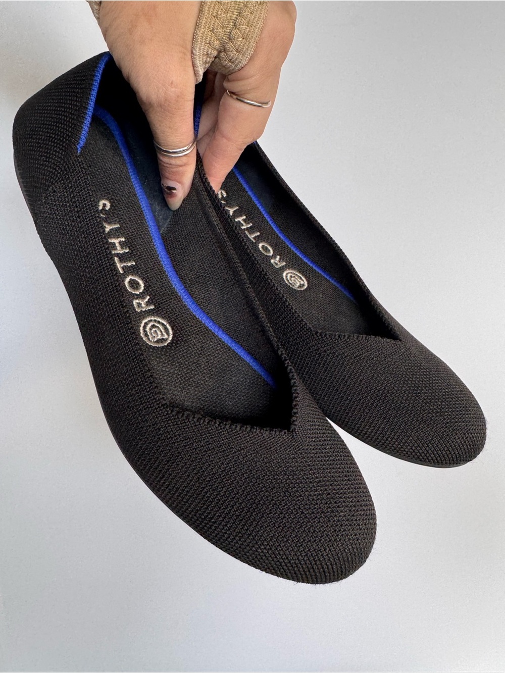 Rothys Solid Black The Flat Round Toe Flats Shoes 8